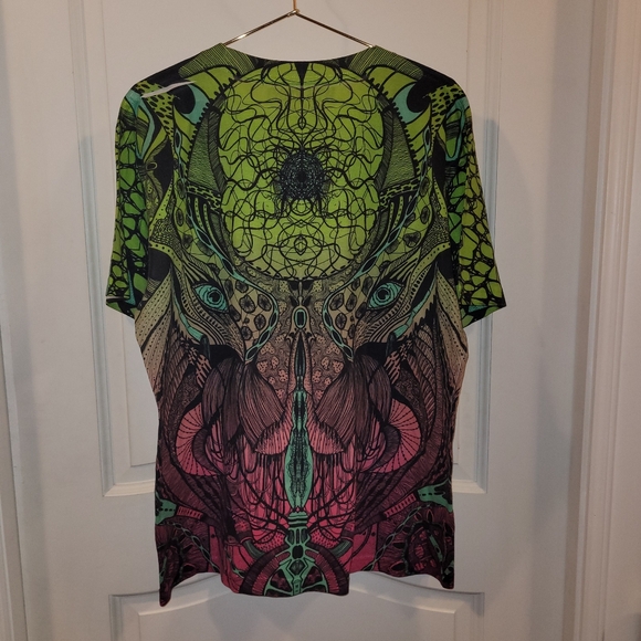 Let's Rage lime green tee with multi color graphics, size L - Picture 2 of 3